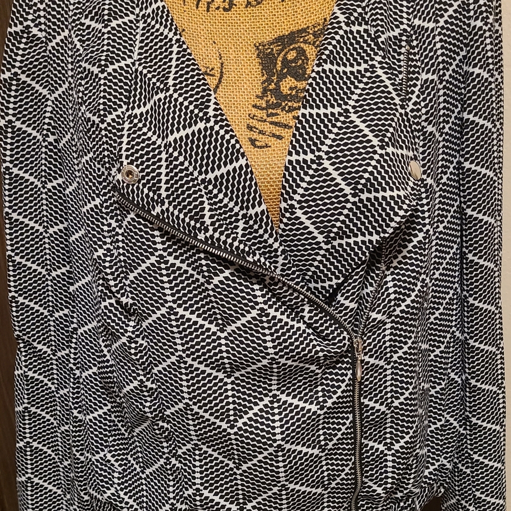 Beautiful Roz & Ali Blouse - Picture 2 of 6